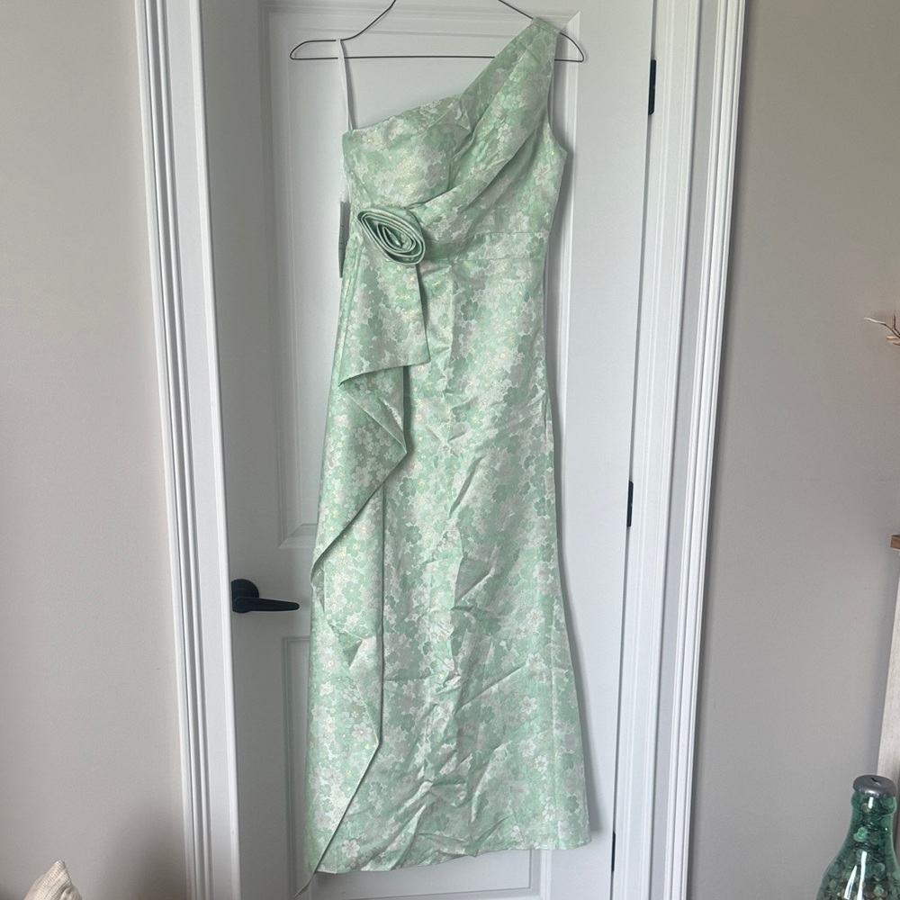 One-Shoulder Mint Floral Evening Dress with Rosette Detail